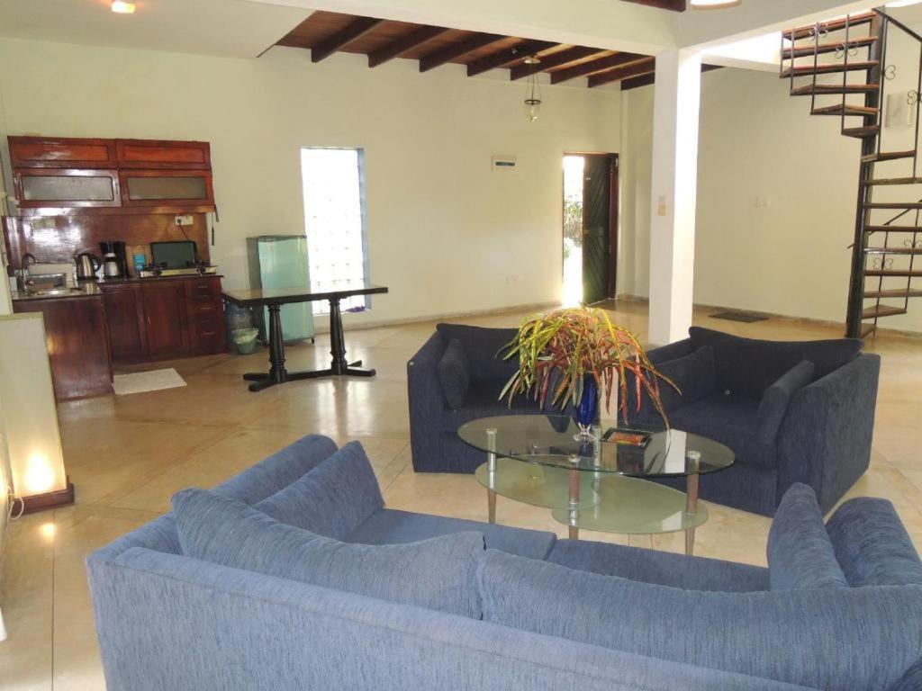 Hostel Residence Bentota Extérieur photo