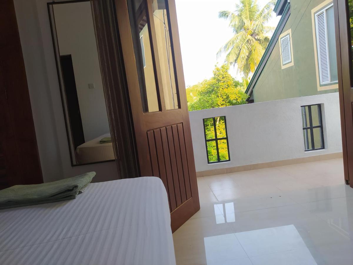 Hostel Residence Bentota Extérieur photo