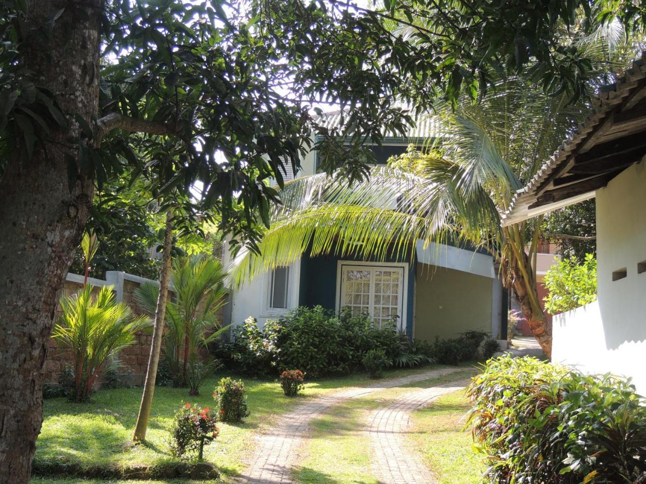 Hostel Residence Bentota Extérieur photo