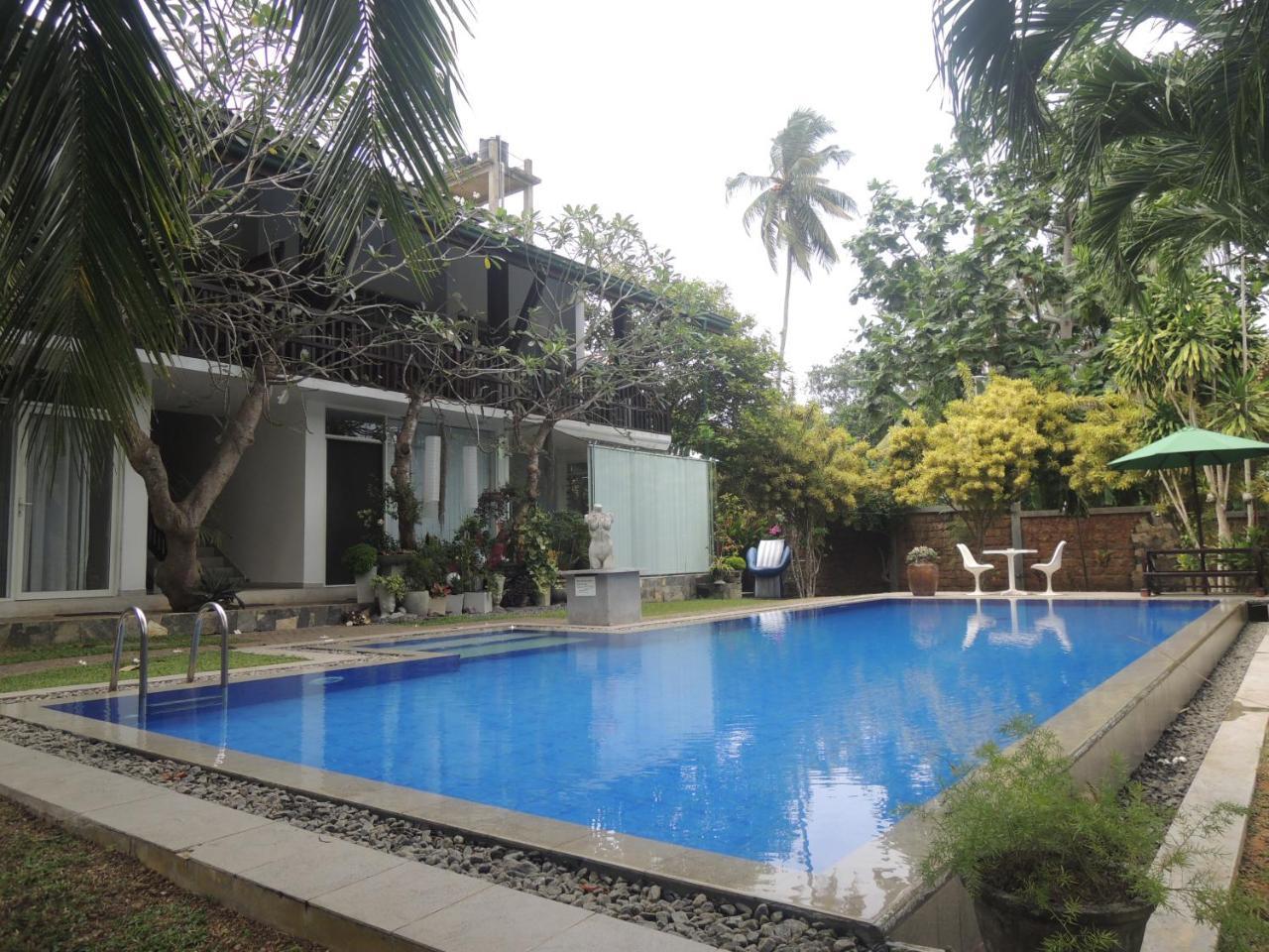 Hostel Residence Bentota Extérieur photo